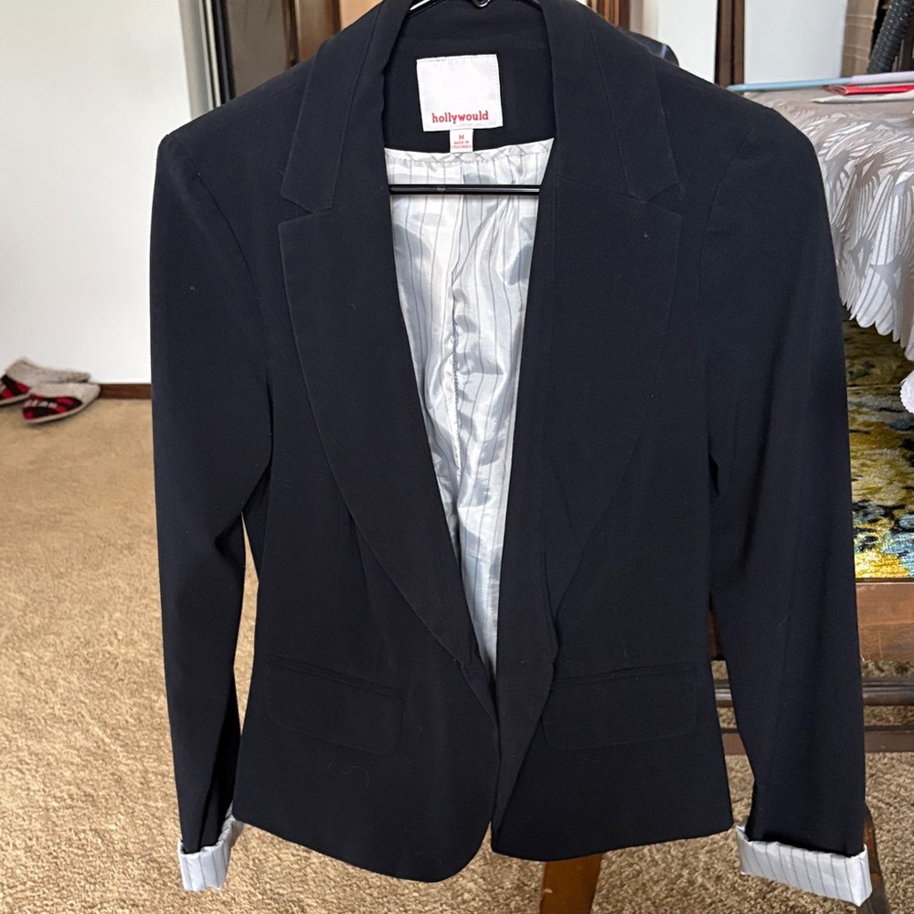 Hollywood Women's Classic Black Blazer